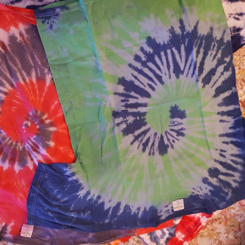 Tie Dye New T-shirt Unisex size men's medium